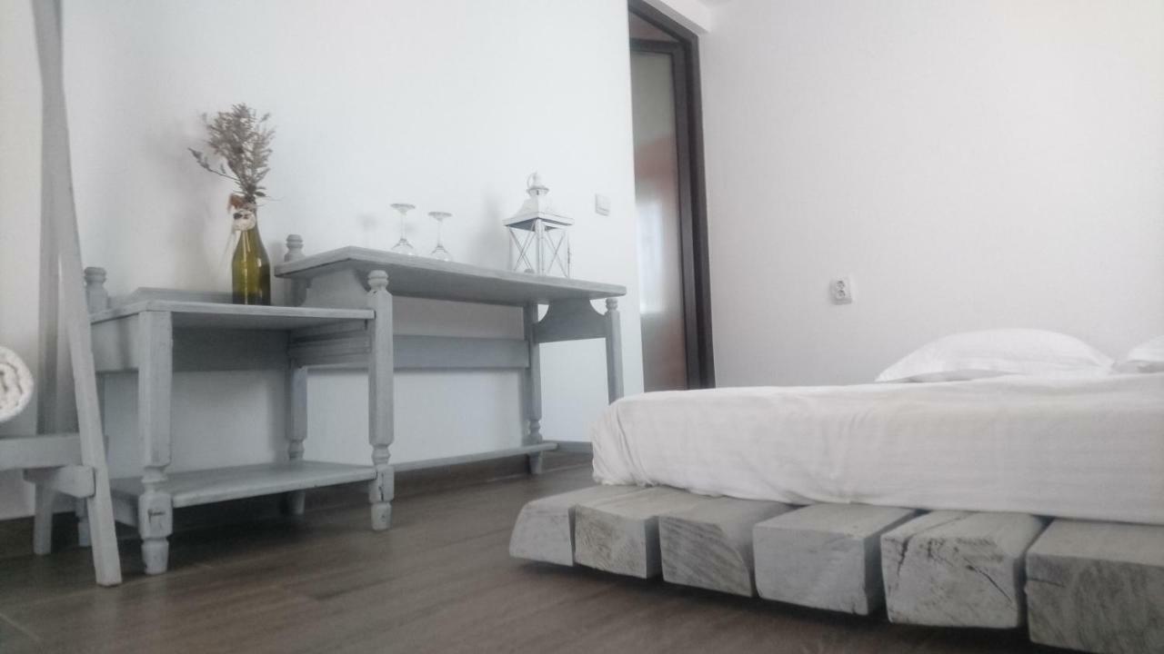 Luna Costinesti Luaran gambar